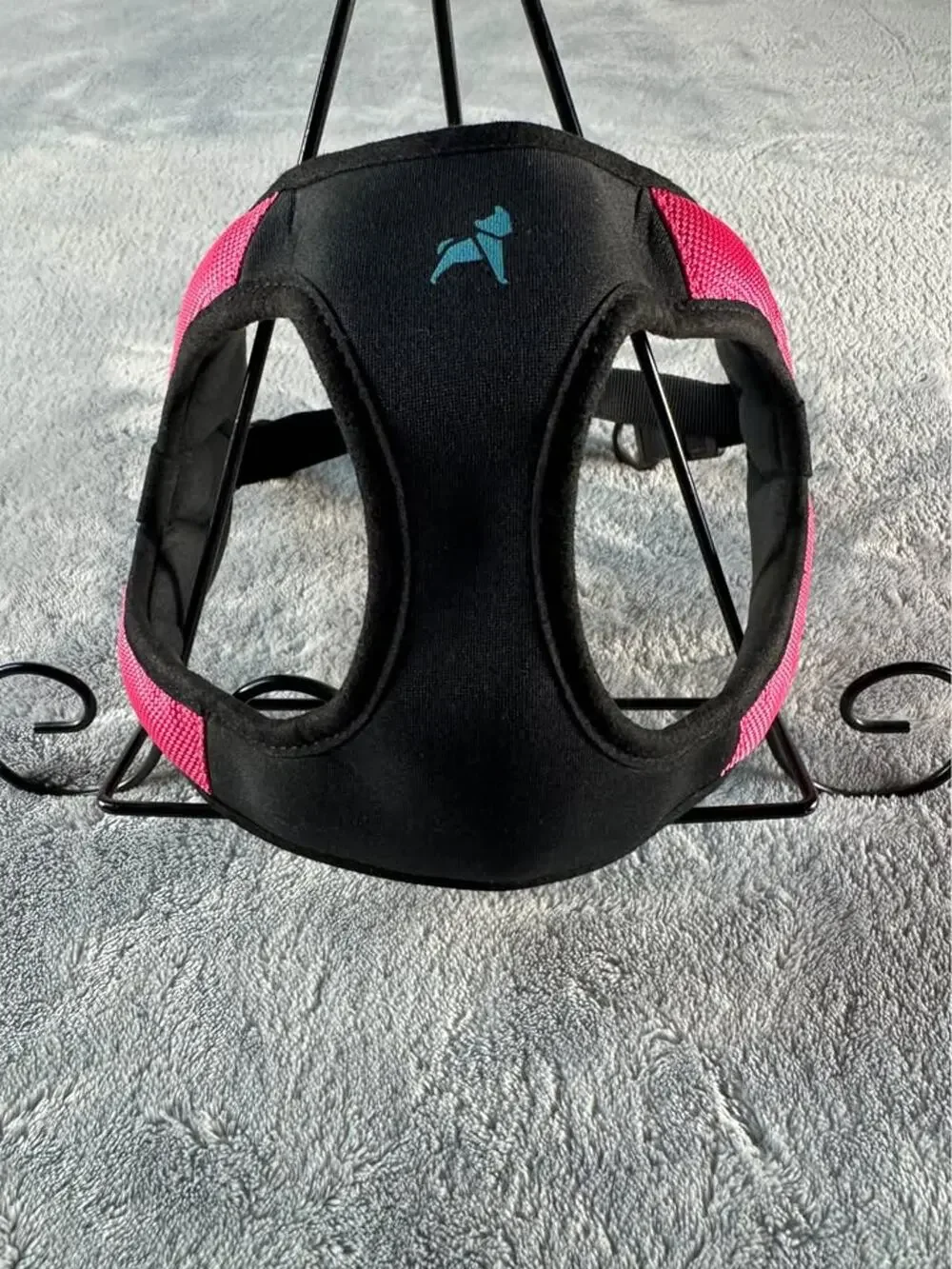Gooby Dog Harness Black and Pink Medium - NWOT 📍PU Irvington 46219